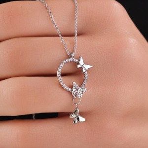 Zirkon Taşlı Kelebek Figürlü Gümüş Kaplama Çelik Kolye | Zarif Tasarım