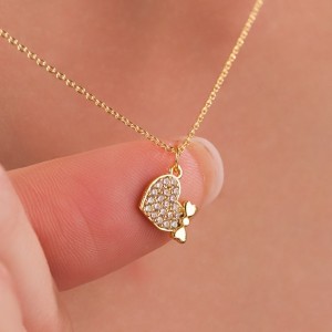 Altın Kaplama Kalp ve Fiyonk Detaylı Zirkon Taşlı Kolye, Işıltılı Şık Kadın Takı Altın Kaplama Kalp ve Fiyonk Detaylı Zirkon Taşlı Kolye, Işıltılı Şık Kadın Takı