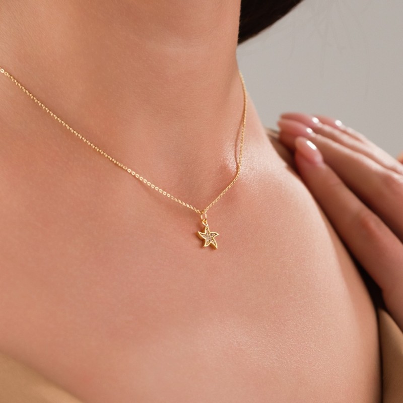 Minimalist Tasarım Zirkon Taşlı Deniz Yıldızı Altın Kaplama Kolye, Kararmaz, Şık ve Zarif Tasarım Minimalist Tasarım Zirkon Taşlı Deniz Yıldızı Altın Kaplama Kolye, Kararmaz, Şık ve Zarif Tasarım
