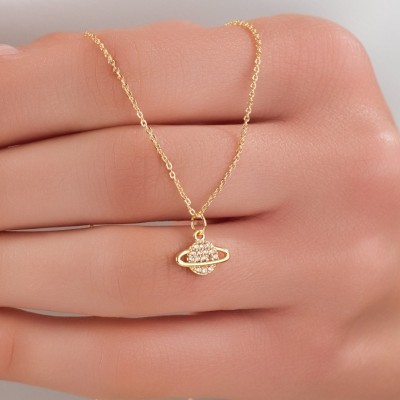 Gezegen Figürlü Zirkon Taşlı Kolye, Altın Renk | Işıltılı ve Modern Tasarım