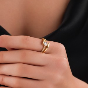 Zirkon Taşlı Gold Renk Kadın Tek Taş Alyans Yüzük | 18 Numara / 19 mm
