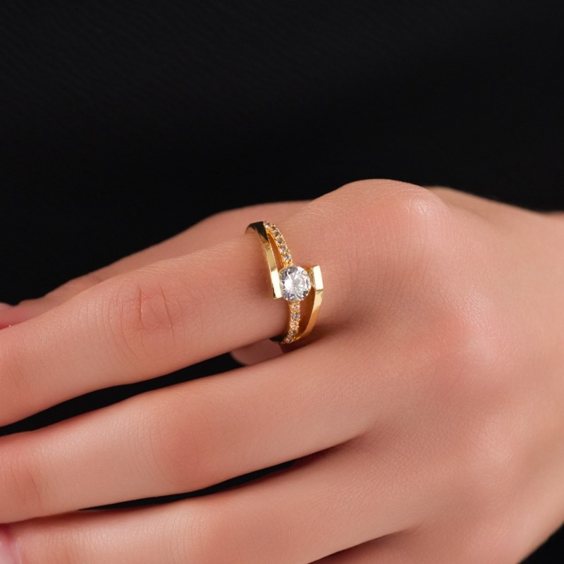 Zirkon Taşlı Gold Renk Kadın Tek Taş Alyans Yüzük | 18 Numara / 19 mm Zirkon Taşlı Gold Renk Kadın Tek Taş Alyans Yüzük | 18 Numara / 19 mm