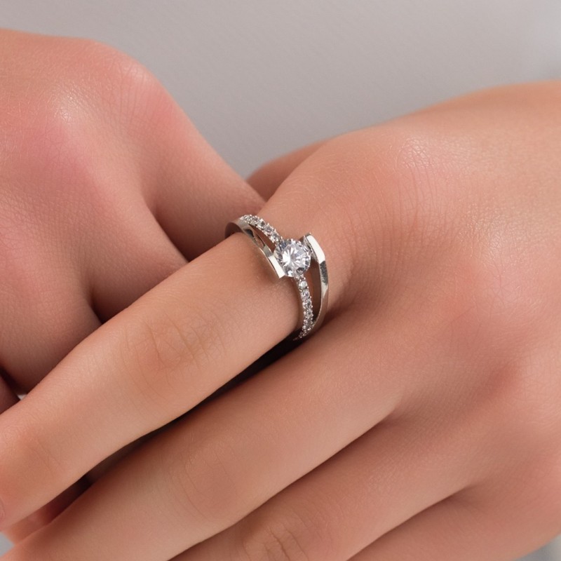 Zirkon Taşlı Gümüş Renk Kadın Tek Taş Alyans Yüzük | 18 Numara / 19 mm Zirkon Taşlı Gümüş Renk Kadın Tek Taş Alyans Yüzük | 18 Numara / 19 mm