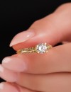 Kadın Gold Renk Tektaş Yüzük-18 Numara, 19 mm İç Çap, Taşlı Zarif Model Kadın Gold Renk Tektaş Yüzük-18 Numara, 19 mm İç Çap, Taşlı Zarif Model
