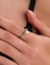 Kadın Gold Renk Tektaş Yüzük-18 Numara, 19 mm İç Çap, Taşlı Zarif Model Kadın Gold Renk Tektaş Yüzük-18 Numara, 19 mm İç Çap, Taşlı Zarif Model