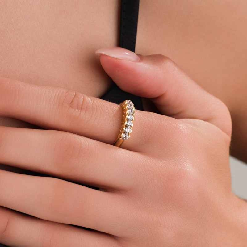 Sade ve Şık Zirkon Taşlı Çelik Yüzük | Gold Renk-19 mm İç Çap