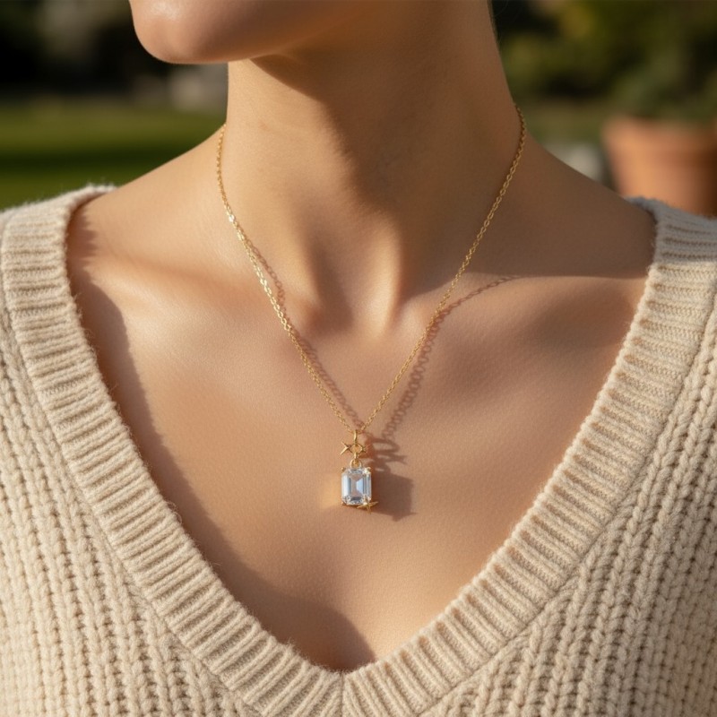 Minimal Kadın Kolye, Gold Zincir Üzerinde Yıldız ve Taş Detay