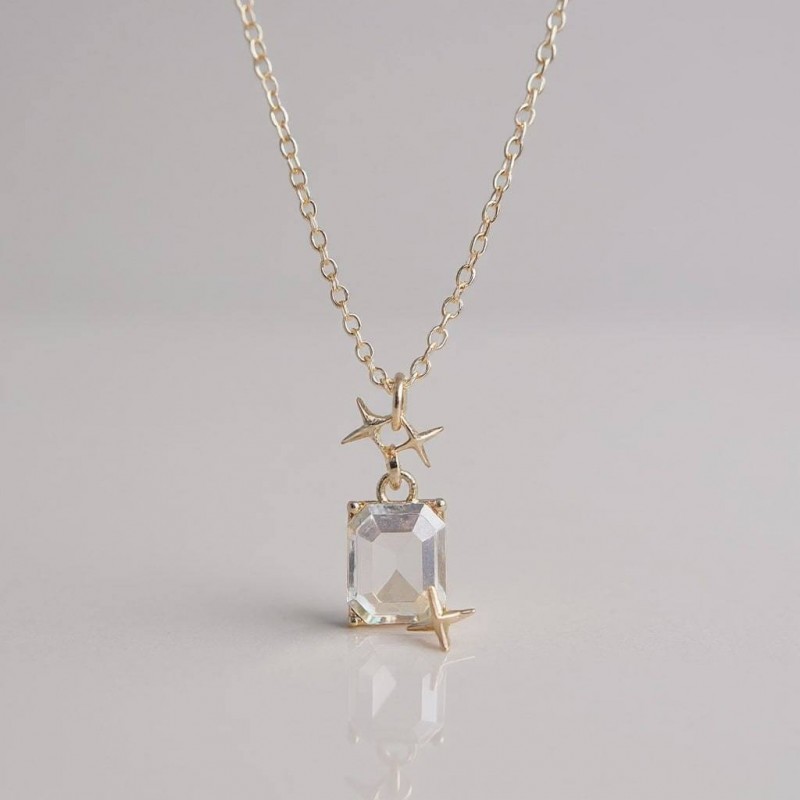 Minimal Kadın Kolye, Gold Zincir Üzerinde Yıldız ve Taş Detay