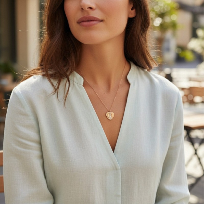 Sevgiliye Paris Temalı Zirkon Taşlı Kalp ve Eyfel Kulesi Rose Kolye