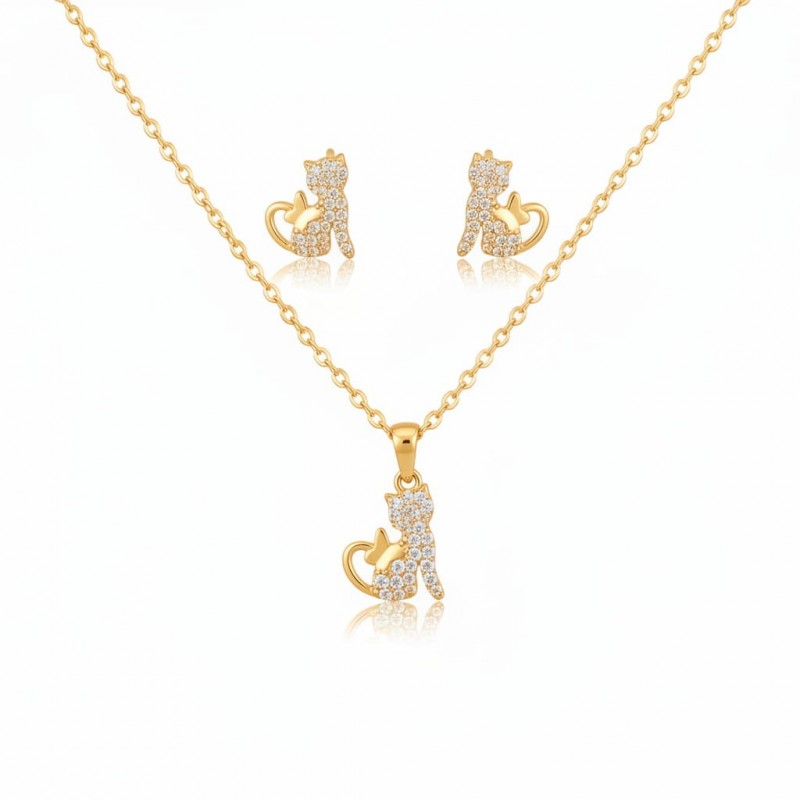 Kedi Figürlü Zirkon Taşlı Kolye Küpe Seti Gold Renk - Özel Hediye Kutulu Kedi Figürlü Zirkon Taşlı Kolye Küpe Seti Gold Renk - Özel Hediye Kutulu