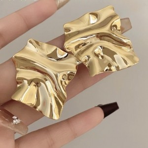 Vintage Görünümlü Geometrik Küpe - Büyük Boy Statement Gold Küpe
