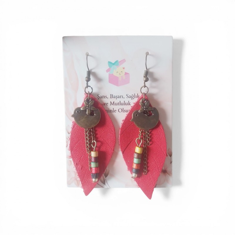 Kırmızı Hakiki Deri Yaprak Formlu Etnik Küpe - Antik Sarı Kararmaz Alerji Yapmaz Bohem Takı Kırmızı Hakiki Deri Yaprak Formlu Etnik Küpe - Antik Sarı Kararmaz Alerji Yapmaz Bohem Takı