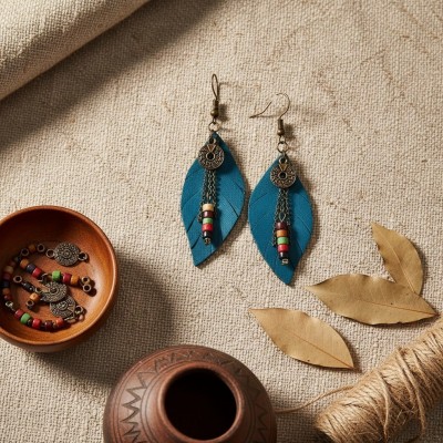 Petrol Yeşili Hakiki Deri Yaprak Formlu Etnik Küpe - Antik Sarı Kararmaz Alerji Yapmaz Bohem Takı