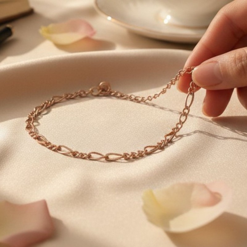 Rose Renk Zincir Bileklik - Minimalist Zarif Tasarım Rose Renk Zincir Bileklik - Minimalist Zarif Tasarım