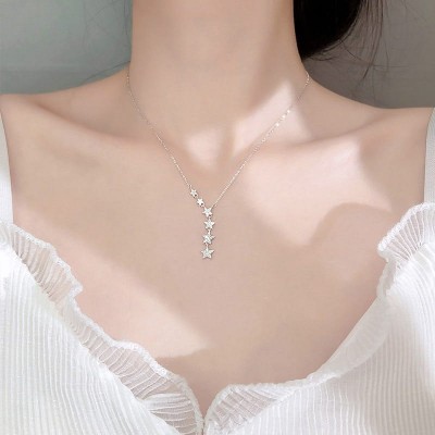 Gümüş Renk Çelik Yıldız Kadın Kolye - Zirkon Taşlı Minimalist Tasarım