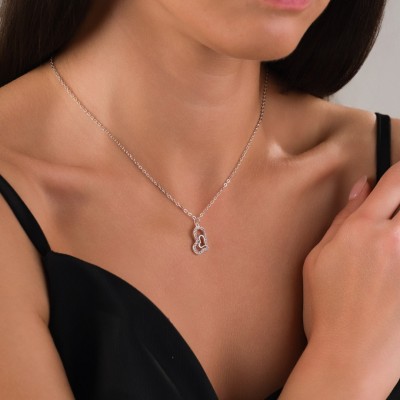 Kalpli Zirkon Taşlı Çelik Kolye, Kararmaz Gümüş Renk | Şık ve Zarif Tasarım