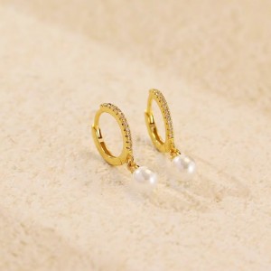 Zirkon Taşlı Gold 8 mm İnci Küpe – Şık ve Zarif Tasarım |Kararmaz Anti Alerjik 