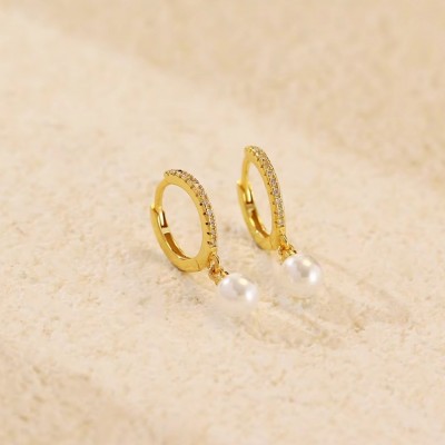 Zirkon Taşlı Gold 8 mm İnci Küpe – Şık ve Zarif Tasarım |Kararmaz Anti Alerjik  Zirkon Taşlı Gold 8 mm İnci Küpe – Şık ve Zarif Tasarım |Kararmaz Anti Alerjik