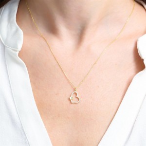 Zirkon Taşlı Kalp ve Kelebek Çelik Kolye - Gold Renk - Şık ve Zarif Tasarım