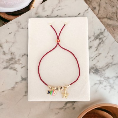 El Yapımı Charm Bileklik - Asansörlü Kordon ile Şık ve Dayanıklı Tasarım - Bordo Renk  El Yapımı Charm Bileklik - Asansörlü Kordon ile Şık ve Dayanıklı Tasarım - Bordo Renk