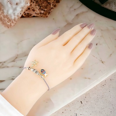 El Yapımı Charm Bileklik - Asansörlü Kordon ile Şık ve Dayanıklı Tasarım - Gri Renk  El Yapımı Charm Bileklik - Asansörlü Kordon ile Şık ve Dayanıklı Tasarım - Gri Renk