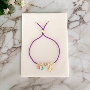 Kadın Charmlı Bileklik - Zarif ve Ayarlanabilir Tasarım, Kararmaz Özellik - Mor Renk Kadın Charmlı Bileklik - Zarif ve Ayarlanabilir Tasarım, Kararmaz Özellik - Mor Renk