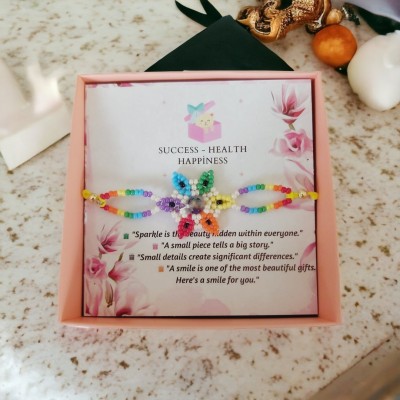 El Yapımı Sarı İp Bileklik - Renkli Boncuklarla Şık Tasarım