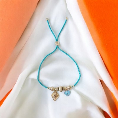 Turkuaz Ayarlanabilir Kordon Charm Detaylı Antialerjik Bileklik – Zarif ve Şık Aksesuar