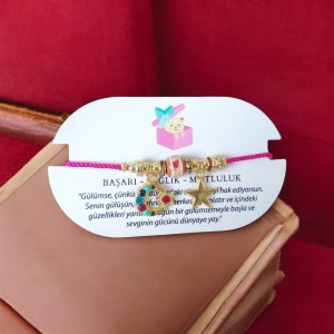 Fuşya Renk Ayarlanabilir Kordon Ay Yıldız Charmlı Bileklik – Kararmaz & Şık Tasarım