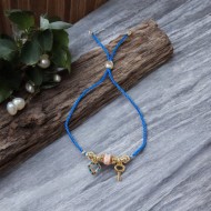  Anahtar ve Kalp Charmlı Mavi Renk Ayarlanabilir Kordon Bileklik – Kararmaz & Şık Tasarım