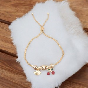 Kiraz ve Kuş Charmlı Hardal Renk Ayarlanabilir Kordon Bileklik – Kararmaz & Şık Tasarım Kiraz ve Kuş Charmlı Hardal Renk Ayarlanabilir Kordon Bileklik – Kararmaz & Şık Tasarım