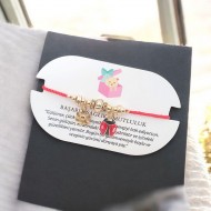 Uğur Böceği ve Çiçek Charmlı Kırmızı Kordon Ayarlanabilir Bileklik – Kararmaz & Şık Tasarım