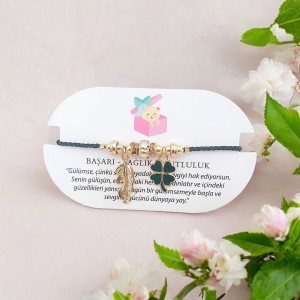 Yonca Detaylı Turkuaz Renk Ayarlanabilir Kordon Bileklik – Kararmaz & Şık Tasarım Yonca Detaylı Turkuaz Renk Ayarlanabilir Kordon Bileklik – Kararmaz & Şık Tasarım