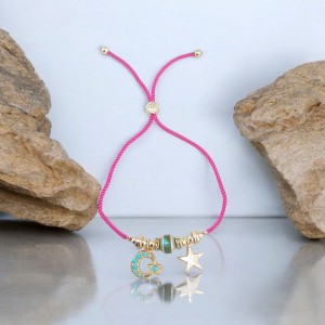 Ay YIldız Charmlı Fuşya Renk Ayarlanabilir Bileklik – Kararmaz & Şık Tasarım