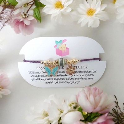 Kelebek ve Çiçek Charmlı Mürdüm Renk Ayarlanabilir Bileklik – Kararmaz & Şık Tasarım