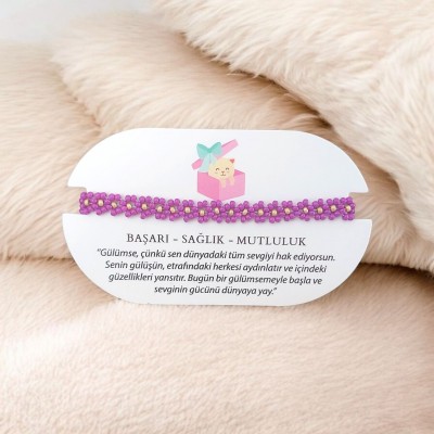 El Yapımı Papatya Desenli Mor Renkli Miyuki Boncuk Bileklik – Anlamlı & Şık Aksesuar