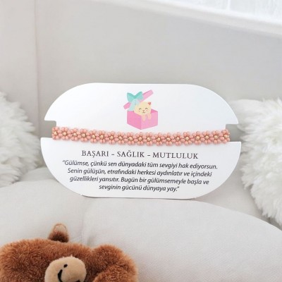 El Yapımı Papatya Desenli Pudra Renkli Miyuki Boncuk Bileklik – Anlamlı & Şık Aksesuar