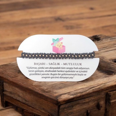 El Yapımı Papatya Desenli Siyah Miyuki Boncuk Bileklik – Anlamlı & Şık Aksesuar