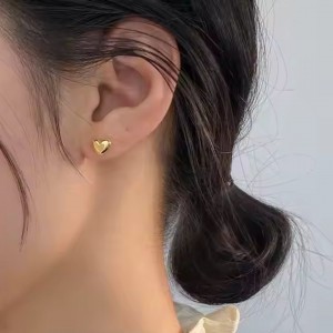 Kalp Model Minimalist Küpe | Paslanmaz Çelik, Altın Kaplama, Antialerjik