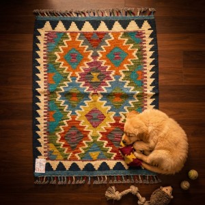 Sabahlarınıza Doğal Sıcaklık Katan Dokunuş: Kök Boya %100 Yün El Dokuma Kilim (84 x 65 cm)