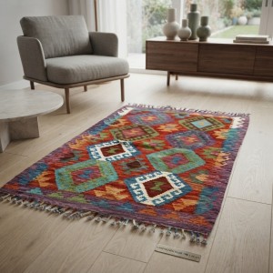 Bohemian Ruhun Şık Yansıması: Kök Boya %100 Yün El Dokuma Otantik Kilim (124 x 81 cm)