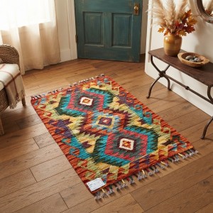 Evinizin Girişine Sıcak ve Otantik Karşılama: Kök Boya %100 Yün El Dokuma Kilim (83 x 63 cm)