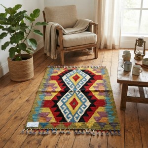 Huzurlu Okuma Anlarının Eşlikçisi: Kök Boya %100 Yün El Dokuma Otantik Kilim (93 x 60 cm)