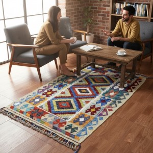 Özgür Ruhların Rota İmzası: Kök Boya %100 Yün El Dokuma Otantik Kilim (130 x 84 cm)