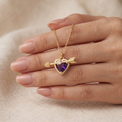 Aşk Oku Mor Zirkon Taşlı Kalp Kolye - Kararmaz Lüks Takı