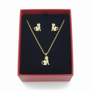 Özel Hediye Kutulu Kedi Figürlü Kolye Küpe Seti Gold Renk Özel Hediye Kutulu Kedi Figürlü Kolye Küpe Seti Gold Renk