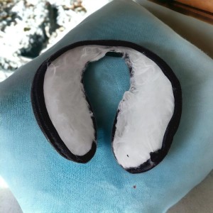 Siyah Polar Ense Tipi Unisex Kulak Beresi - Kışın Sıcaklığını Hissedin Siyah Polar Ense Tipi Unisex Kulak Beresi - Kışın Sıcaklığını Hissedin