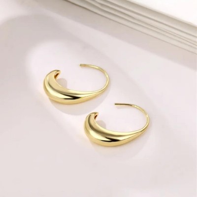 Çelik Pirinç Halka C Küpe Gold -Günlük ve Spor Tarz-2.5 cm Boyut Çelik Pirinç Halka C Küpe Gold -Günlük ve Spor Tarz-2.5 cm Boyut