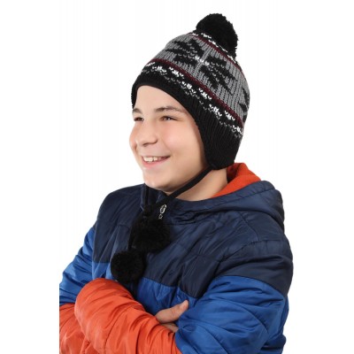 3-5 Yaş Erkek Çocuklar İçin Ponponlu Kulaklı Bere - Sevimli ve Sıcak Kış Aksesuarı