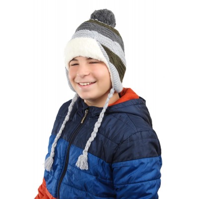 3-5 Yaş Erkek Çocuklar İçin Ponponlu Kulaklı Bere - Sevimli ve Sıcak Kış Aksesuarı